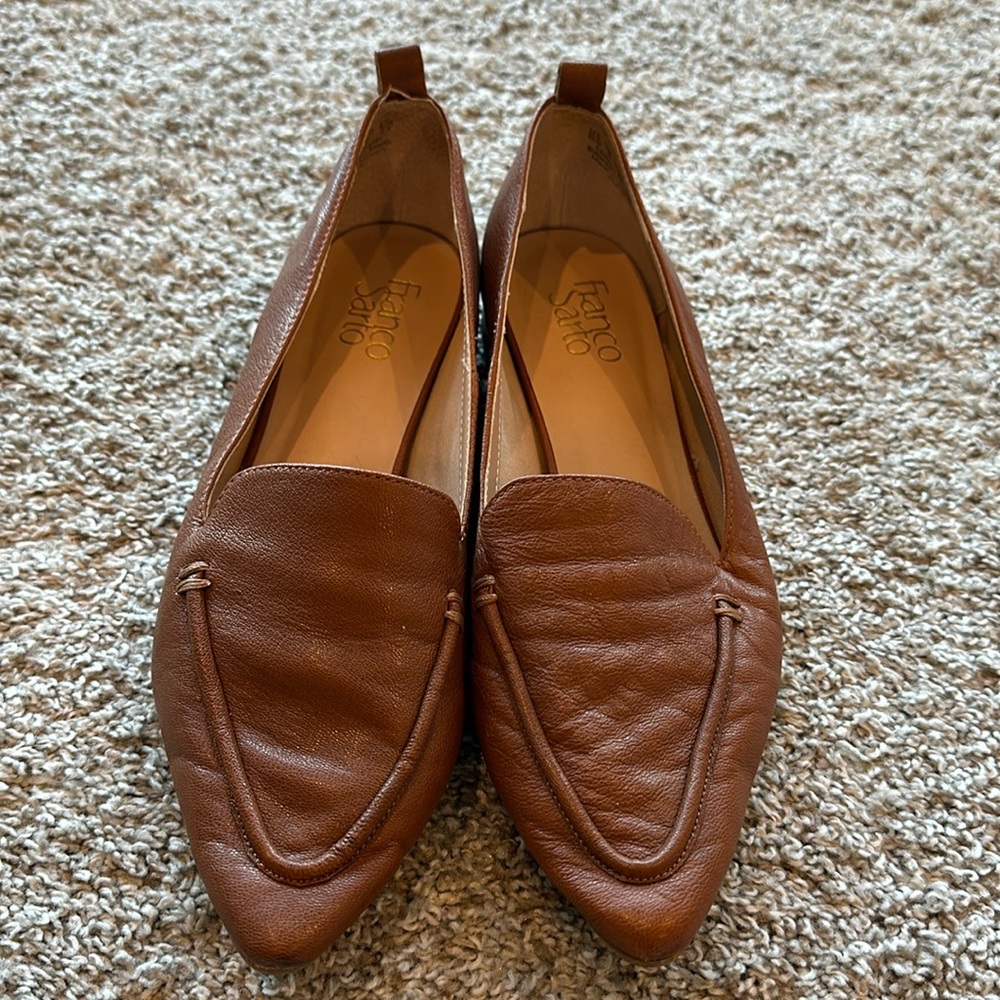 Franco Sarto Size 10 brown flats with gold rimmed heel